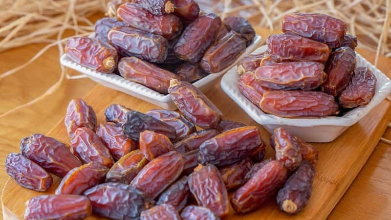 تصویر 3 از خرما پیارم حاجی آباد با کیفیت اصیل و طعم طبیعی